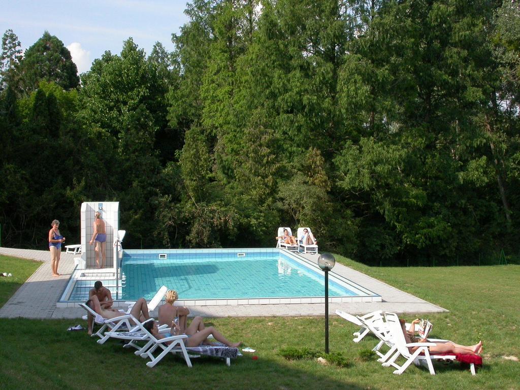 Appartement Romai Apartmanhaz à Hévíz Chambre photo